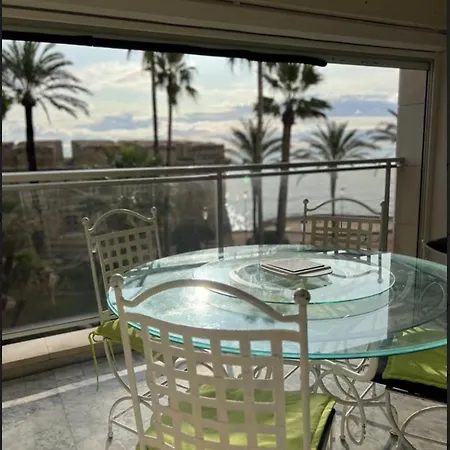 Διαμέρισμα Vue Et Remparts. Entre Vieille Et Plages *